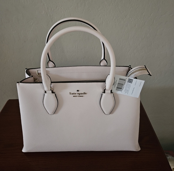 kate spade Handbags - NWT ☆ Kate Spade "RAE" Satchel, Brand NEW!